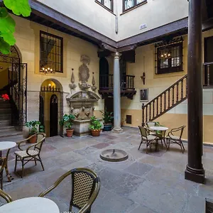 Palacio De Mariana Pineda Hotel